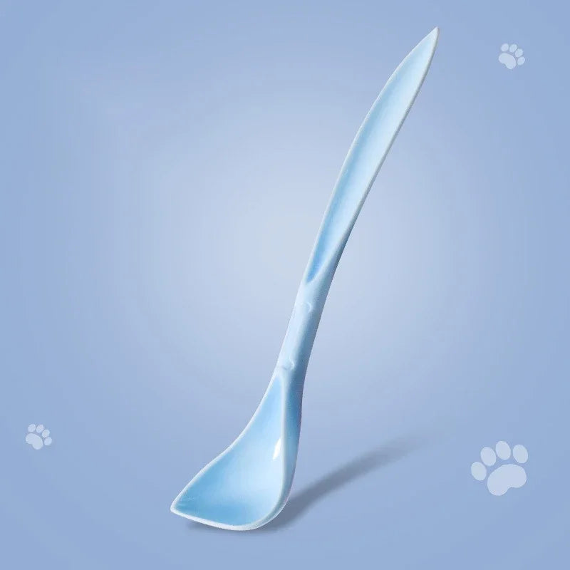 2-in-1 Silicone Pet Food Cover & Spoon Set – Keeps Pet Food Fresh, Mess-Free, and Easy to Serve