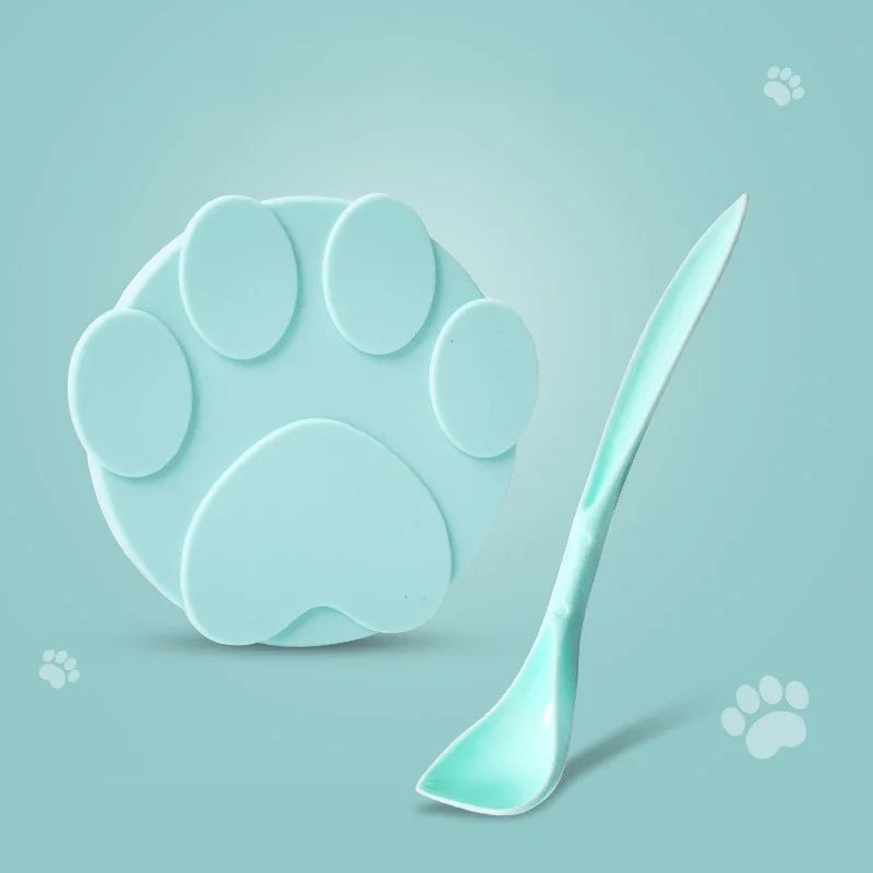 2-in-1 Silicone Pet Food Cover & Spoon Set – Keeps Pet Food Fresh, Mess-Free, and Easy to Serve